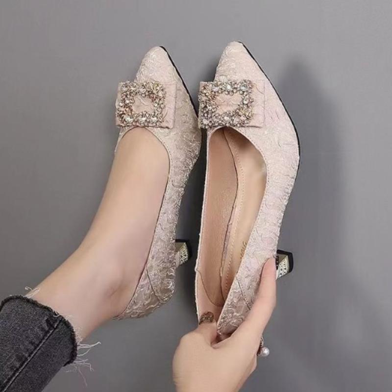 Модные туфли с острым носком на толстом каблуке и высоким каблуком, новые туфли с квадратными пуговицами и кристаллами, женская обувь, модные женские свадебные туфли с неглубокой подошвой