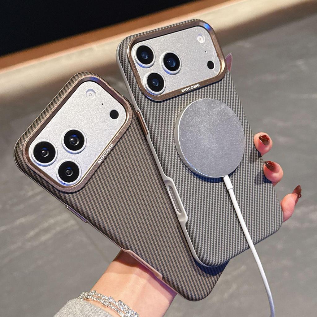 Защитный чехол из кожи с кевларовым узором и магнитом для iPhone 17 Pro Max