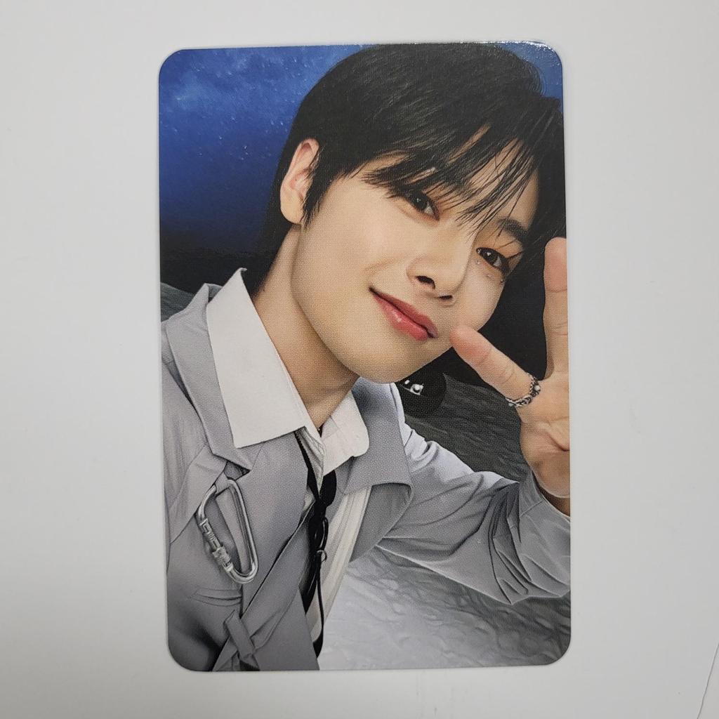 Stray Kids Фотокарточка с мероприятия PILOT JYP SHOP