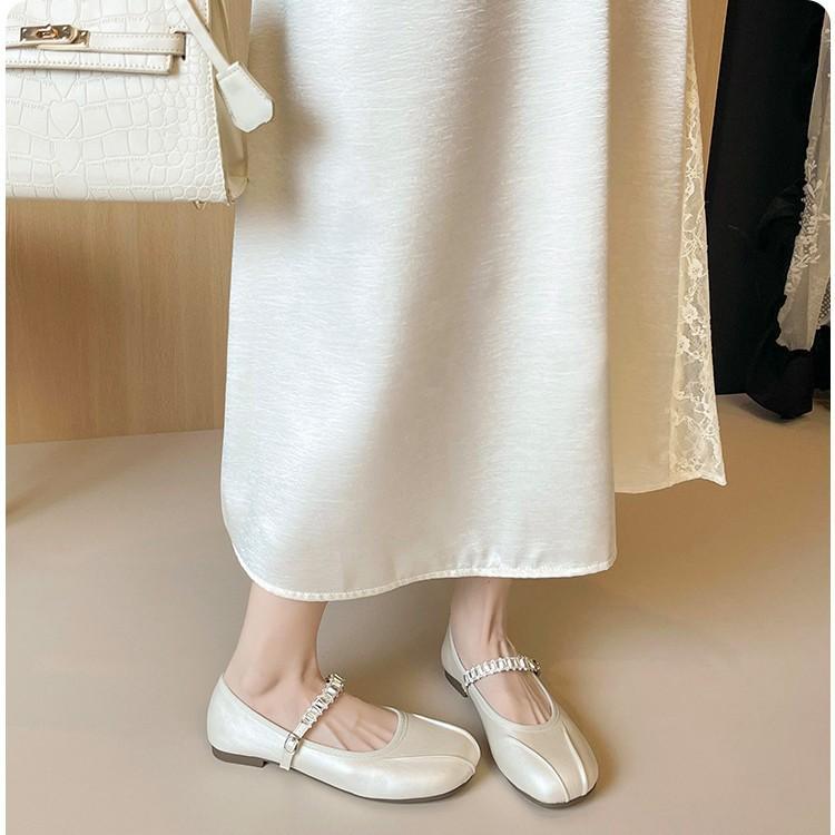 Французские туфли-балетки с круглым носком, плиссированным верхом, неглубоким вырезом, универсальной плоской подошвой, повседневные, темпераментные, балетного стиля, фэн-шуй, с отделкой стразами, ремешком с пряжкой Мэри Джейн