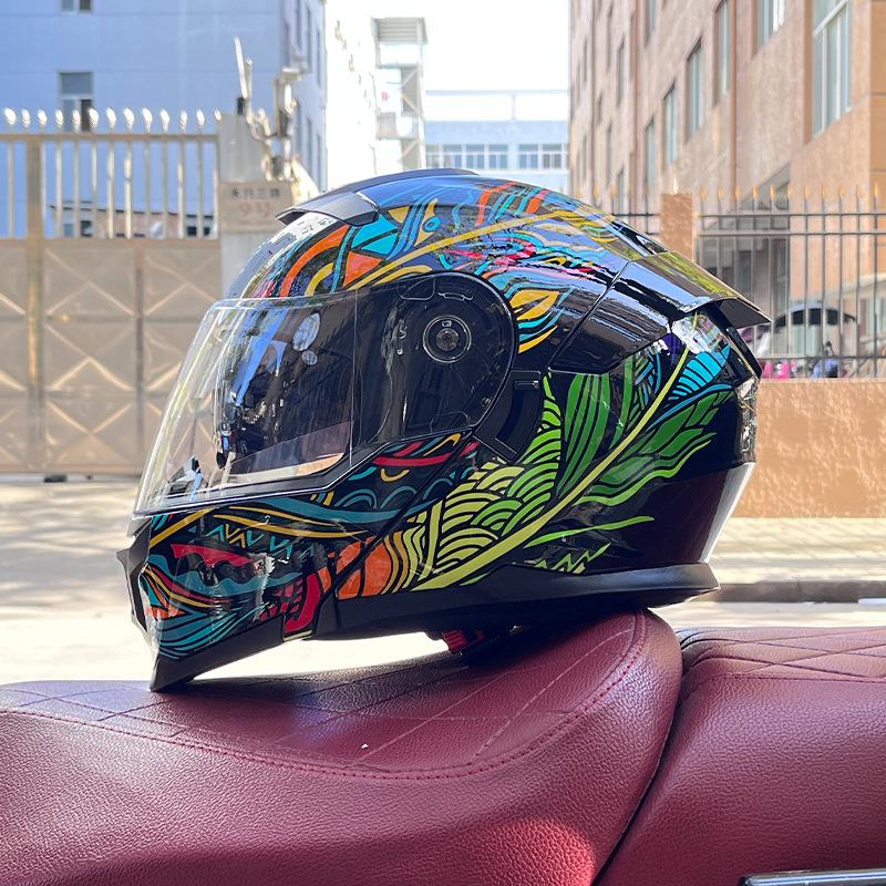 Motorcycle Helmet Uncovered Helmet Men's and Women's Full Helmet Bluetooth Personalized Four Seasons Locomotive Big Tail