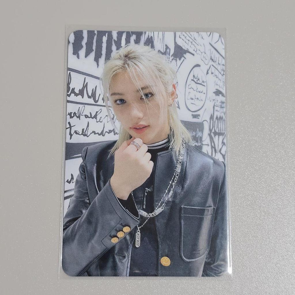 [ИСПОЛЬЗОВАННЫЙ] Значок и обложка Stray Kids BbokAri Felix