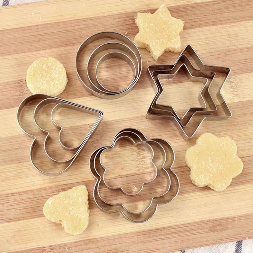 24pcs Cookie Moulds Stainless Steel DIY Biscuit Slicer Geometric Shapes Cookie Cutter Xmas Kitchen Baking Biscuit Mould