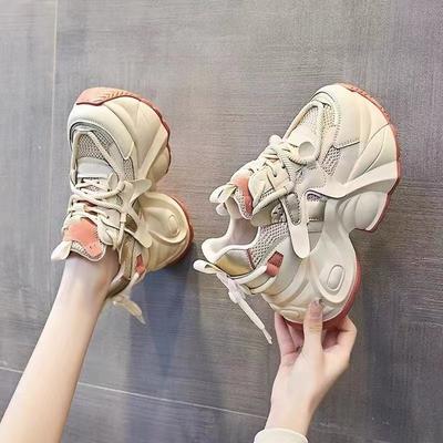 Кроссовки папы для девочки 2025 лето новая сетка спортивная повседневная обувь толстая подошва подчеркивают маленькую стопу внутренняя высота женская обувь
