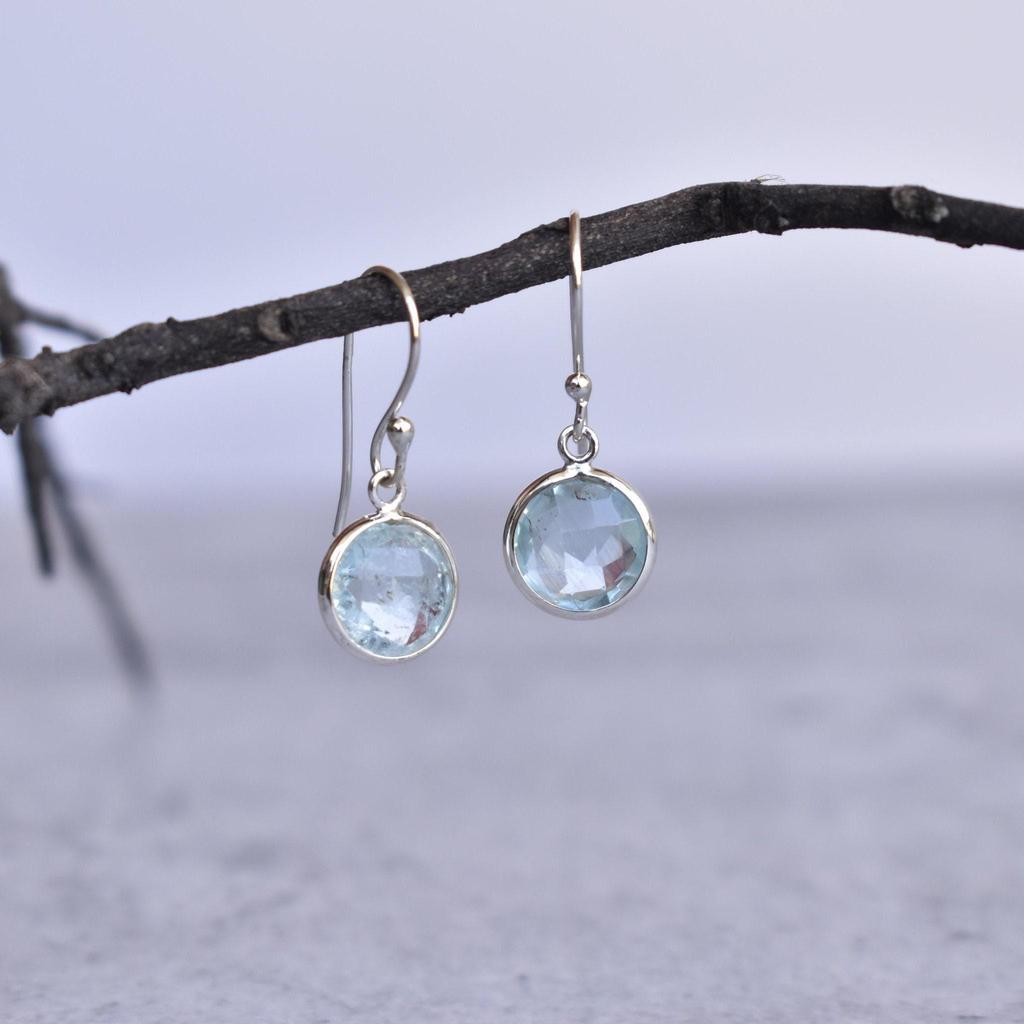 Natural Aquamarine dangle earrings Aquamarine jewelry Briolette dangle Healing crystal earrings Handmade jewelry bridesmaid earrings