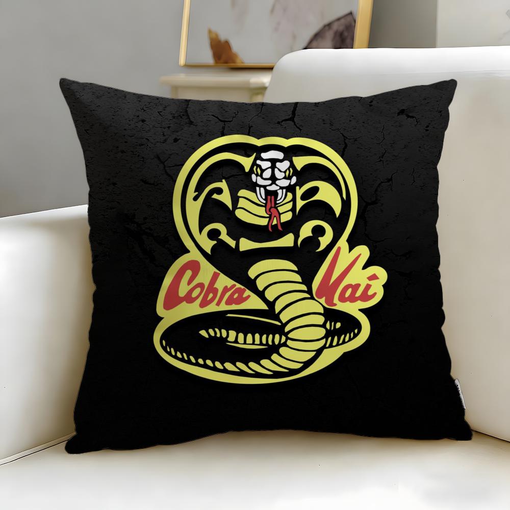 Trendy Ccobra Kaies Cushion Cover Soft EasyWash Pillow Case Versatile for Couch Bed Travel and Office