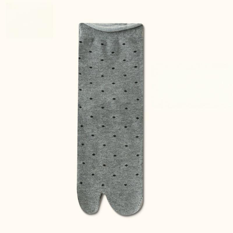 Women's Split Toe Tabi Socks with Polka Dots in Japanese Cotton Ideal for Flip Flops and Relaxation