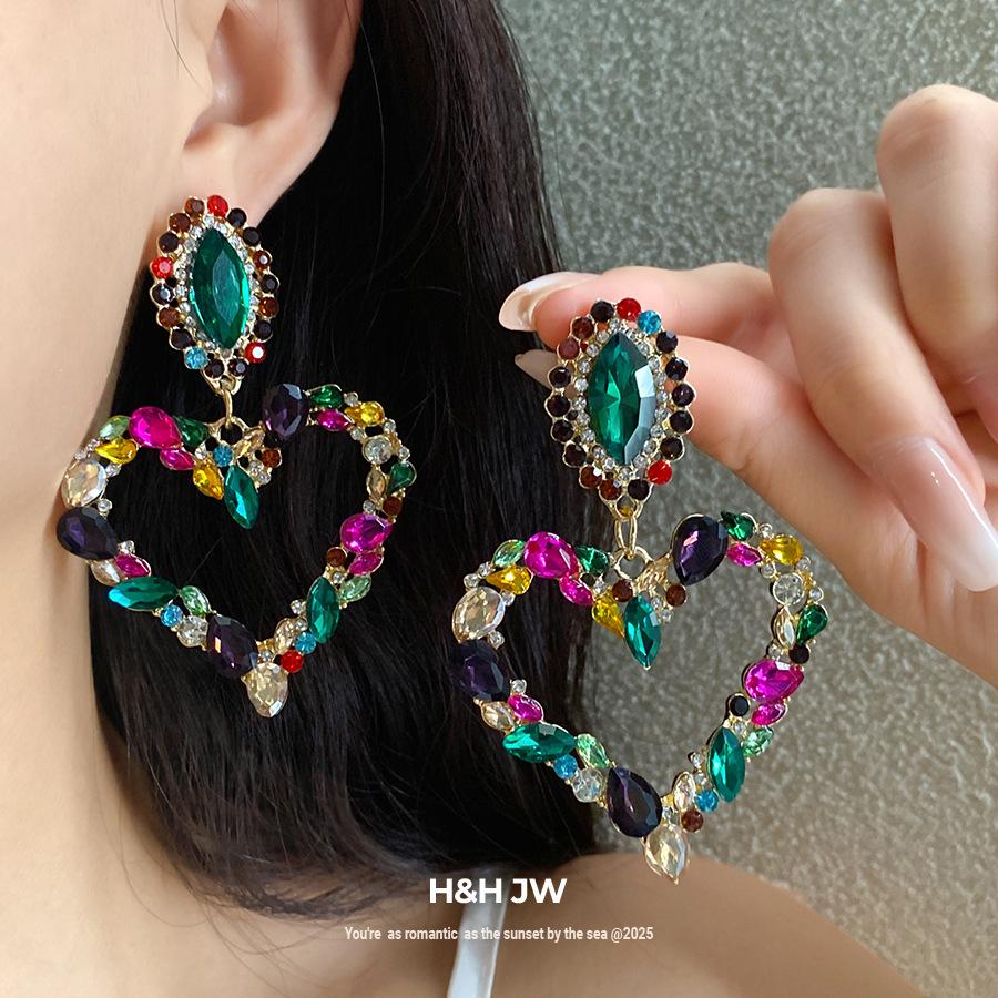 Серебряная Игла Алмазные Геометрические Сердце Полые Серьги Сладкие Крутые Серьги с Характером Spice Girl Легкая Роскошь Продвинутые Серьги Женские