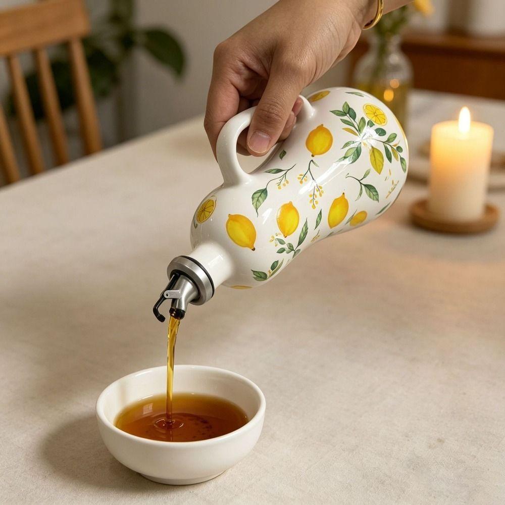 Underglaze Embossed Olive Oil Dispenser Leak-proof Vinegar Can Creative Seasoning Bottle for Home