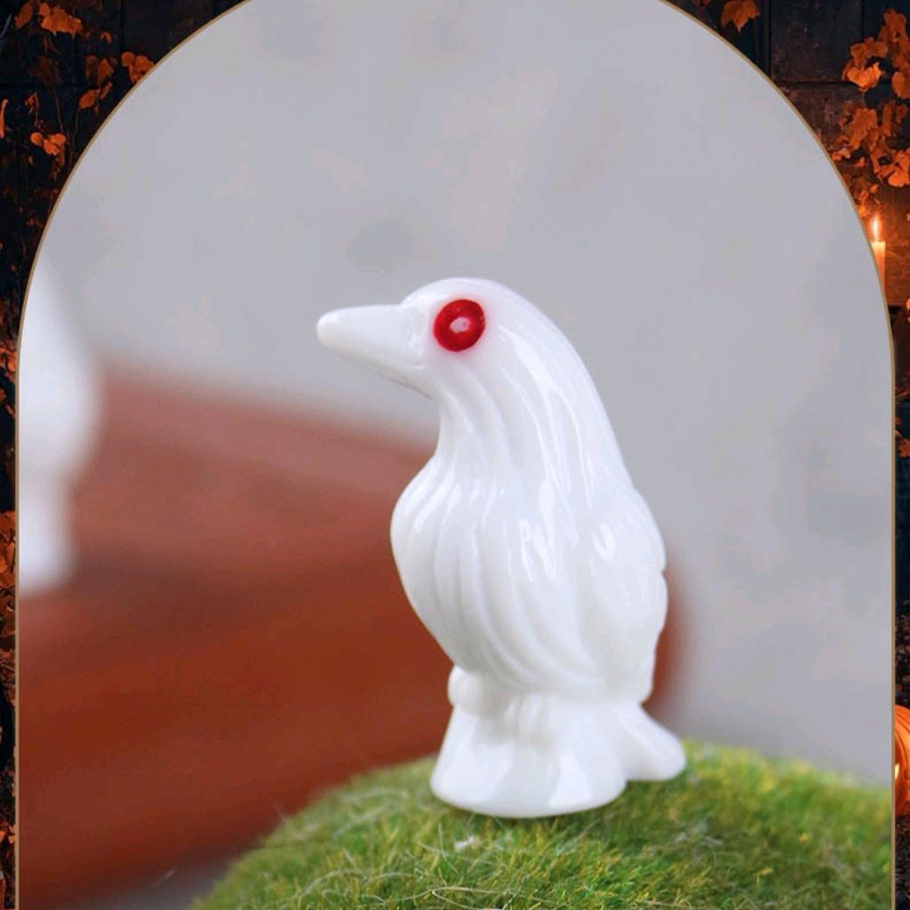Halloween Decorations Resin Crow Figurine Black Tilted Head Raven Statue Creative Spooky Tabletop Ornament