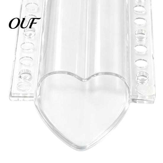 Clear Fruit Growing Mold Cucumber Mold, Heart Shaped, Vegetable Shaping Tool Plastic Reusable for Zucchini