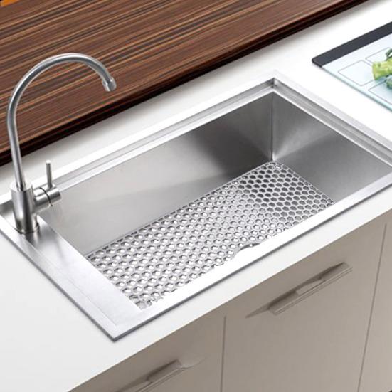 Silicone Sink Mat with Center Drain Heat-Resistant Flexible Non-Slip Design Easy To Clean