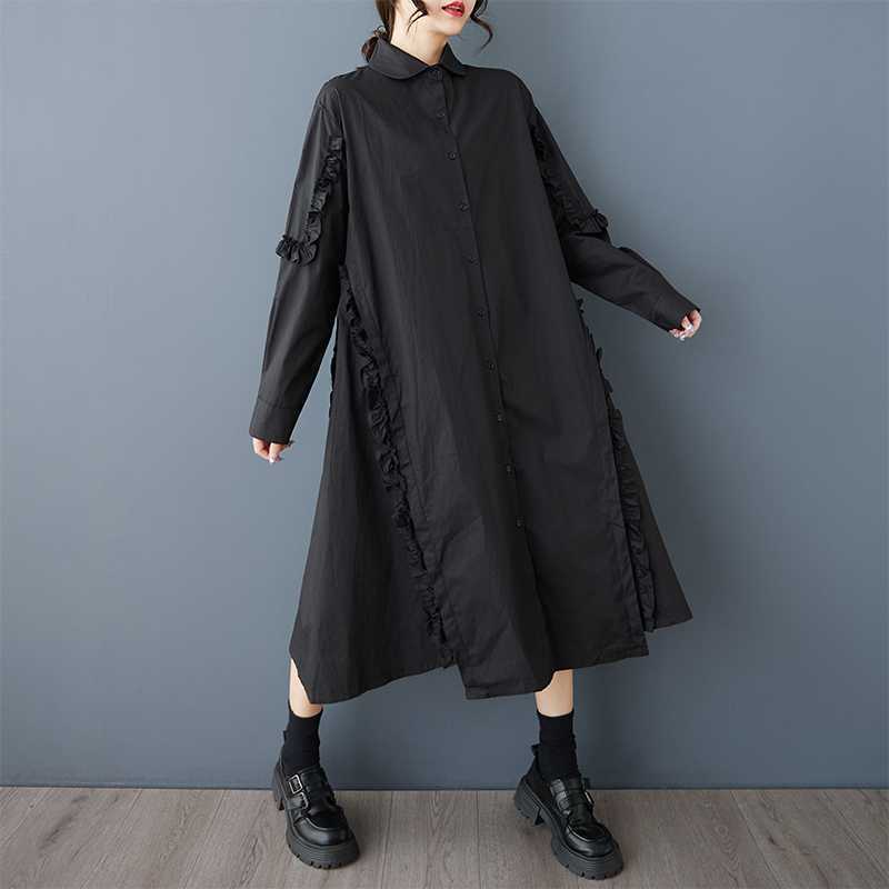 Весеннее свободное платье-рубашка средней длины в стиле пэчворк