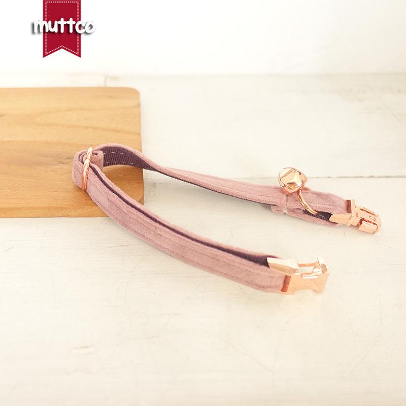 MUTTCO Мягкий регулируемый ошейник для кошки с бабочкой UCC-080M