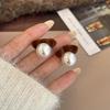 Серебряные игольчатые серьги-цепочки с красным бантом и жемчугом, осень/зима