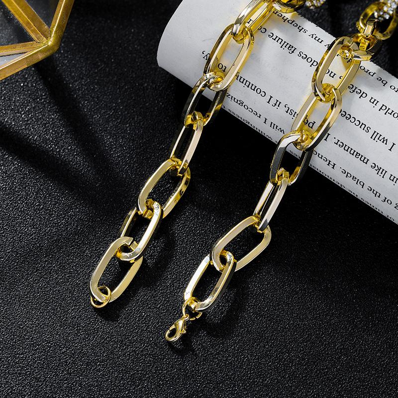 Европейская преувеличенная большая толстая цепочка с металлическим декором, короткая цепочка на ключицы, сращенная с цепочкой для свитера