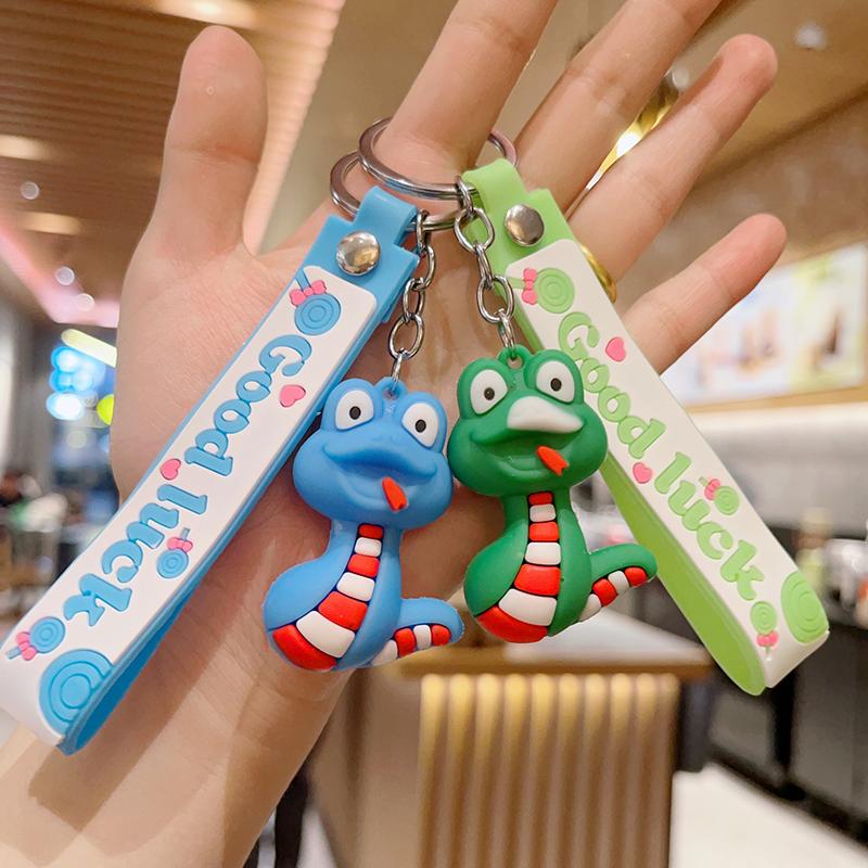 Креативный брелок-подвеска в виде змеи, милый мультяшный кулон в виде змеи со знаком зодиака, рюкзак, подвесное украшение, аксессуары, небольшие подарки