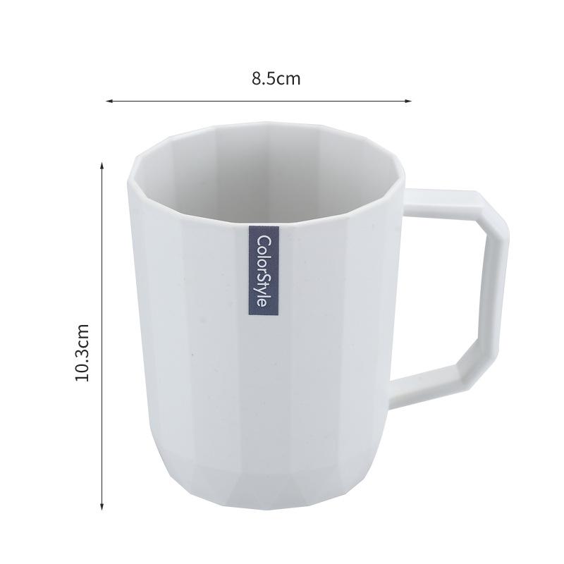 Детские парные стаканчики для полоскания рта для студентов в высококлассном отеле