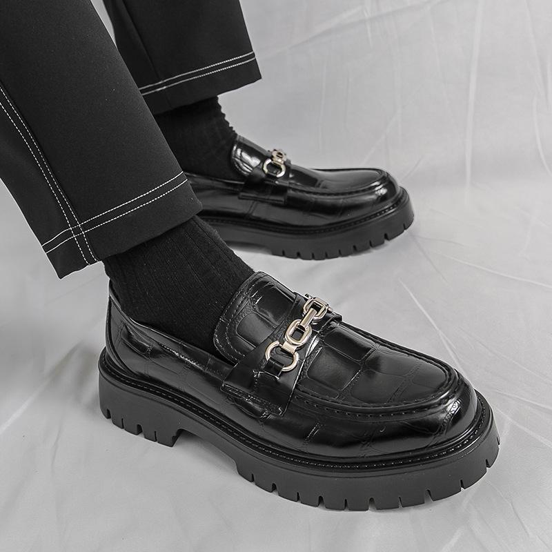 Men's Plus Size British Style Slip-On Leather Shoes, 2025 Fashion, Thick-Soled, Low-Top, Versatile Design