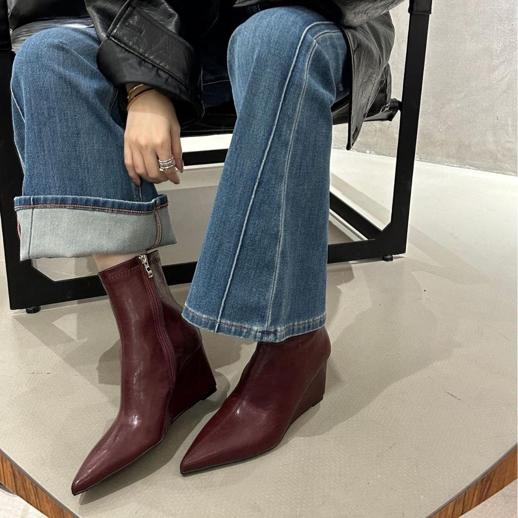 Pointed Short Boots Women's New Boots 2025 Autumn and Winter New European Beautiful Women's Boots High Heel Short Boots Wedge Heel Thin Boots