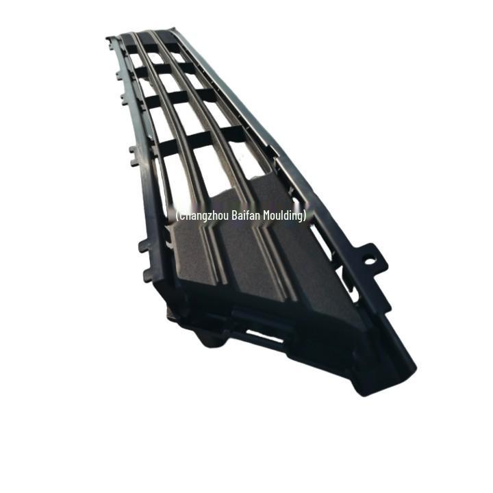 Нижняя решетка радиатора для Ford Mondeo 2017 (штейн) HS7317B968FCW