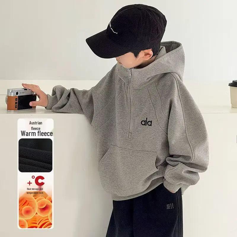 Мальчиковая толстовка с капюшоном на бархатной подкладке - 2026 Модный зимний флис для детей постарше