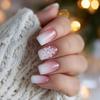24 шт. Искусственные ногти с узором снежинок и глиттером, накладные ногти, прочные, из АБС-пластика, для рождественского мероприятия и повседневной носки