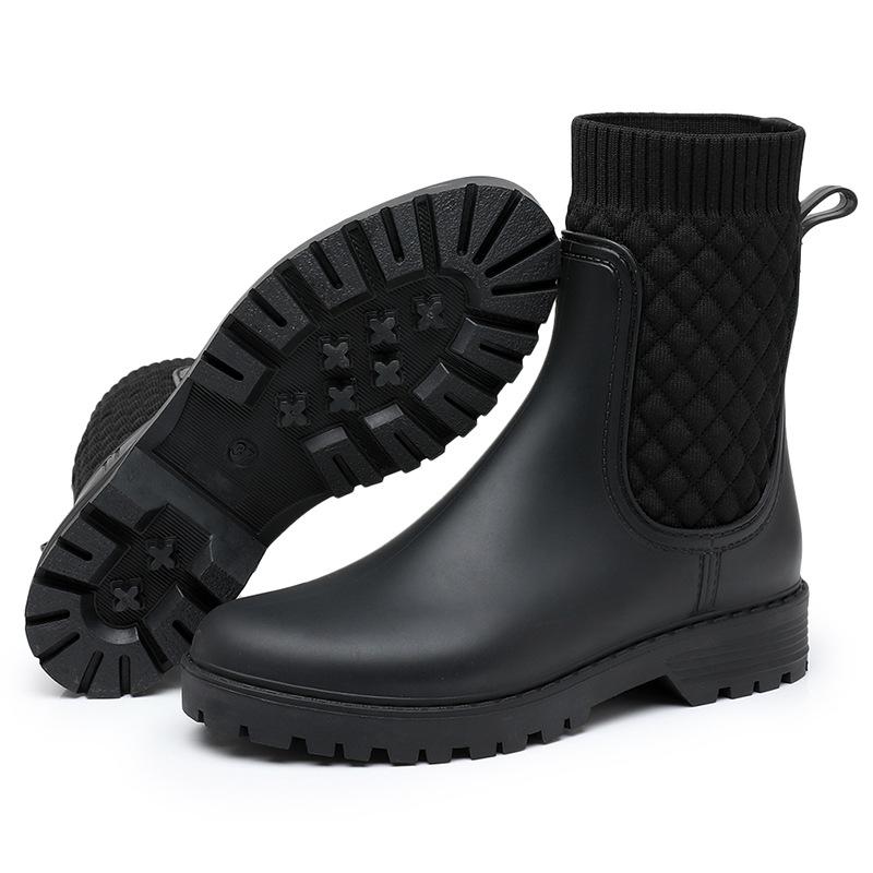 Дизайнерские резиновые сапоги Женская водонепроницаемая обувь Непромокаемые женские резиновые дождевики с розовым мехом Женские галоши Нескользящие дождевые сапоги без застежки