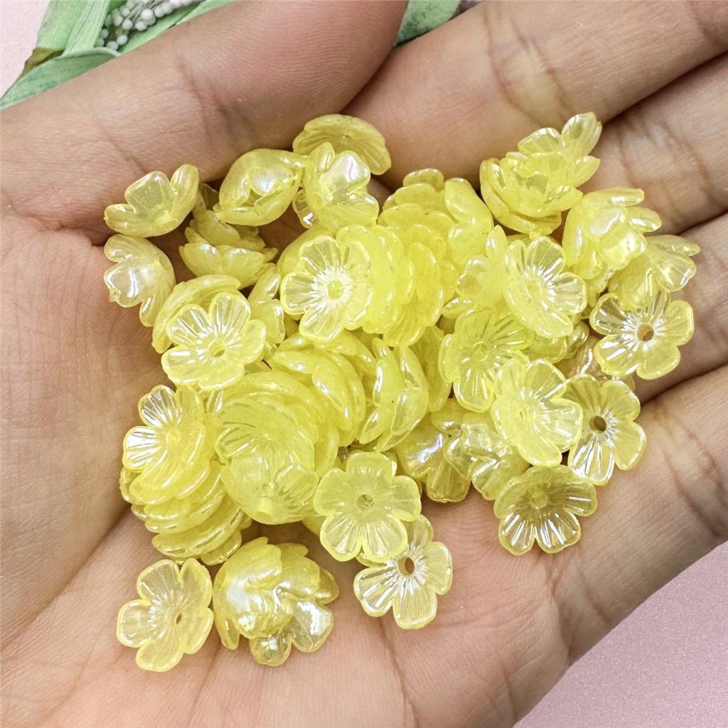 300Pcs Loose Beads Fashion DIY Small Daisy Flower 10.5mm Acrylic Jewelry Making Pendant