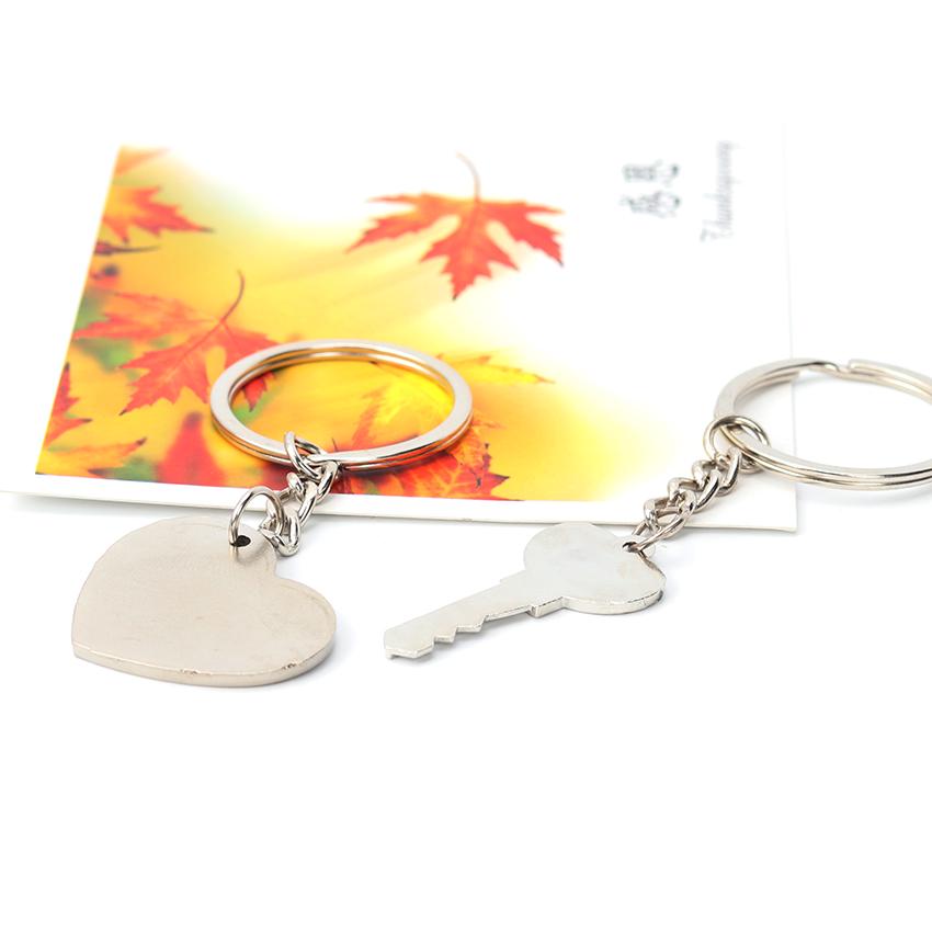 Романтические парные брелоки для влюблённых