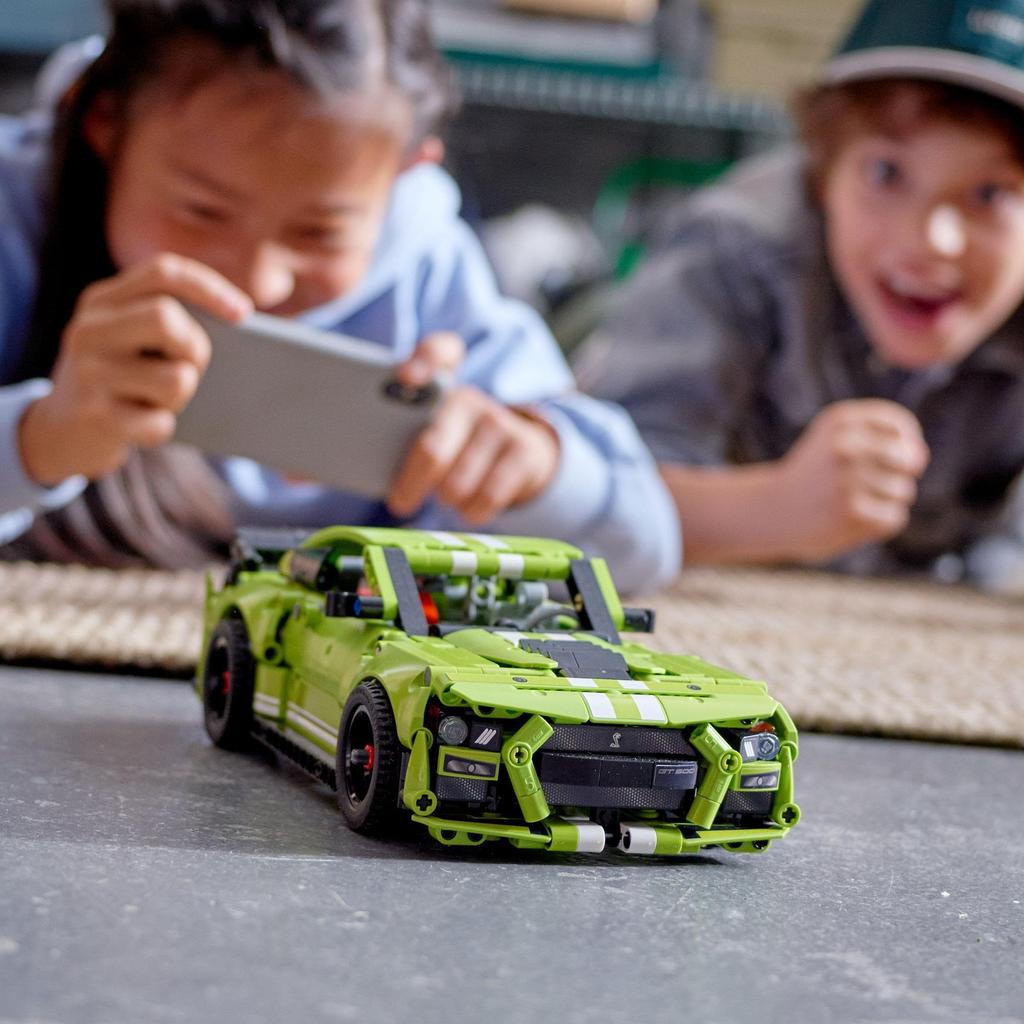 Игрушка LEGO Technic Ford Mustang Shelby® GT500® - Идеальный подарок на день рождения, Рождество, для мальчиков, девочек, детей от 9, 10, 11 лет, учеников начальной школы