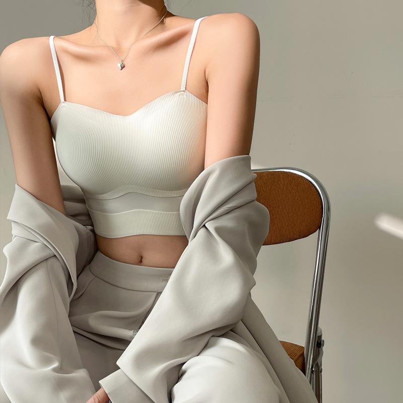 Ледяной шелк бесшовный халтер маленький жилет с накладкой на груди не тянется чашка интегрированная женская с летней основой сексуальная спина