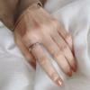 Элегантное женское кольцо из титановой стали – модный, не выцветающий, высококачественный, легкий и стильный аксессуар для указательного пальца.