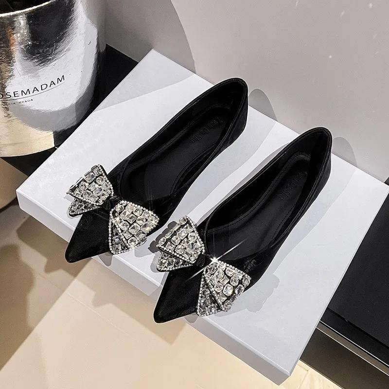 Fashion Hot Selling 2025 Fashion New Flats with Rhinestone Bow Pointed Toe Transparent Pumps Ladies Shoes for Women Spring Large Size