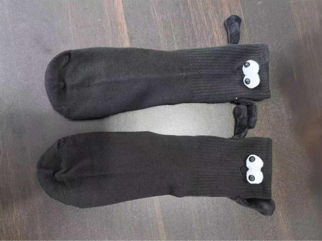 Holding Hands Magnetic Couple Socks - Cute Christmas Mid-Calf Socks