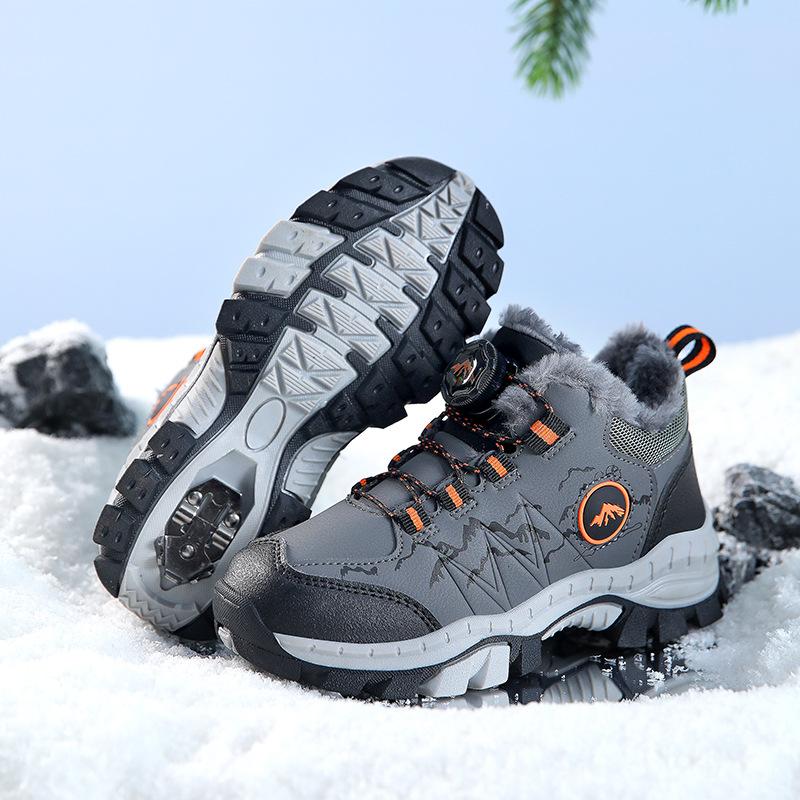 Classmate 2025 leather surface outdoor claw hook non-slip mountaineering hiking snow sports shoes medium and older children's warm rotating buckle
