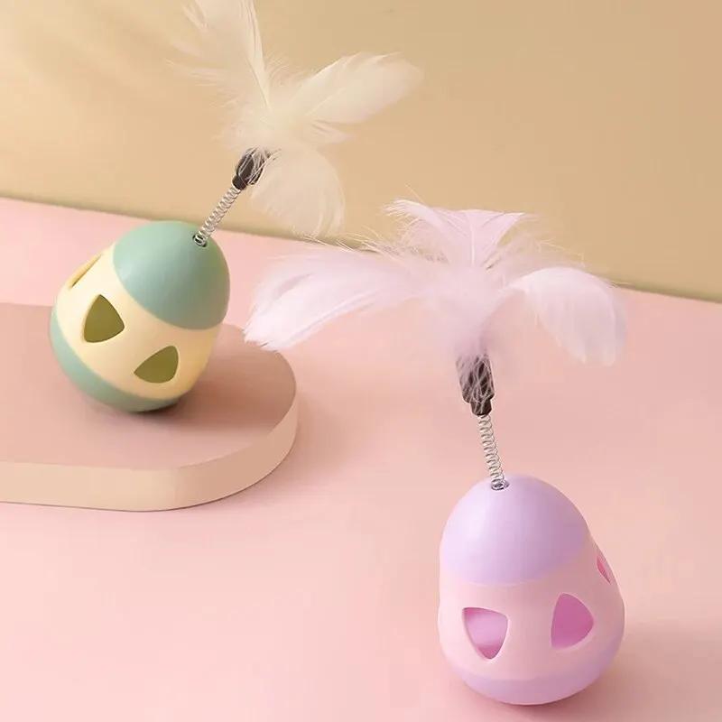 Интерактивная игрушка-неваляшка для кошек - текучий мячик с перьями, катящийся мячик от скуки и веселое развлечение для питомцев
