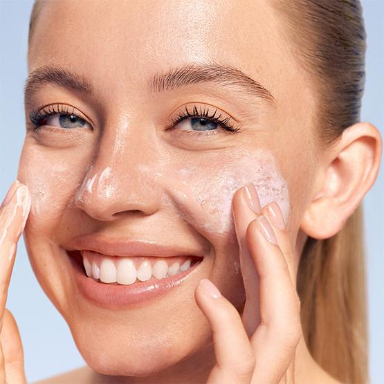 LANEIGE Water Bank Нежный гель для умывания 250 мл