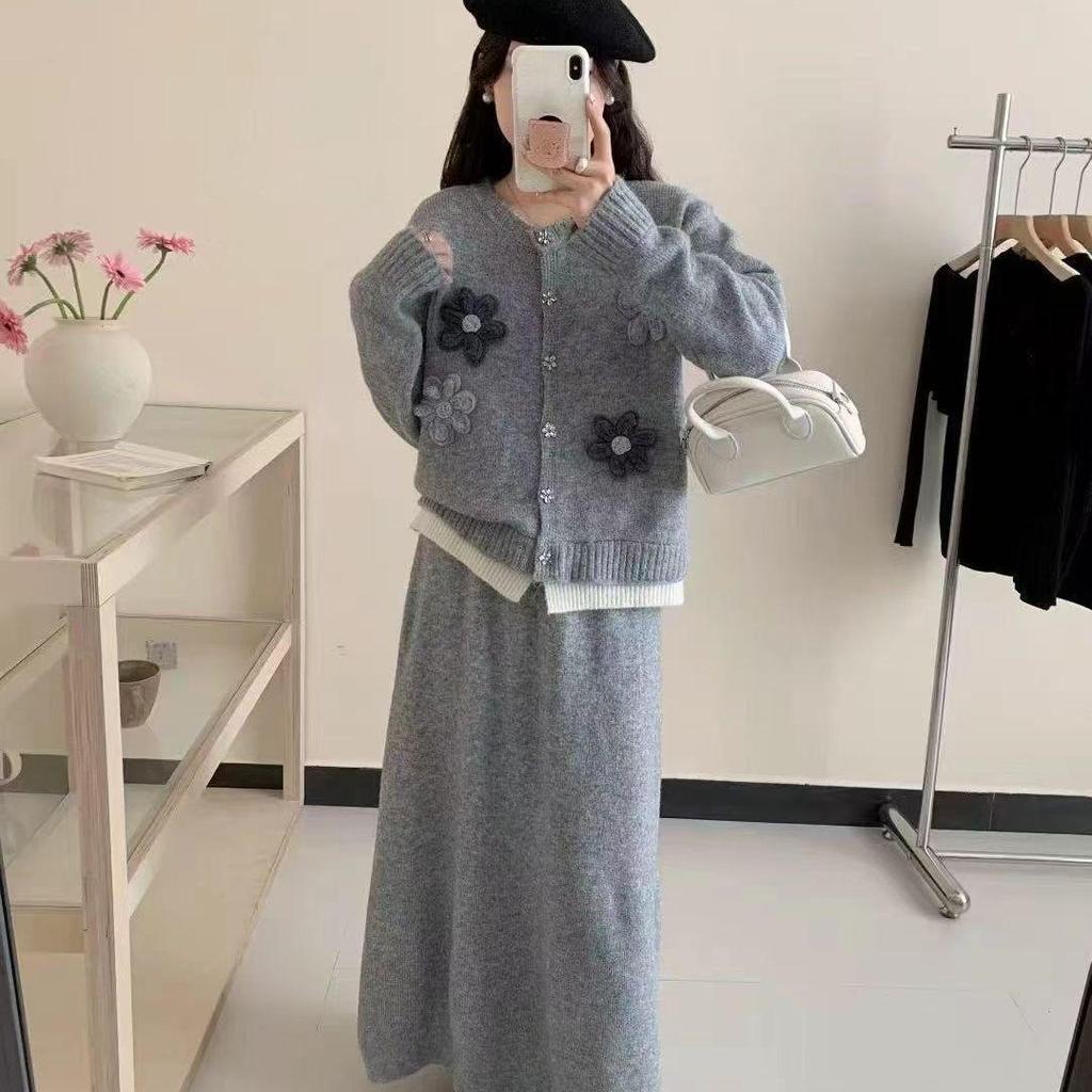 Комплект свитера и юбки с 3D вышивкой в виде цветов - Женский осенне-зимний корейский стиль, свободный крой, универсальный, средней длины, костюм из двух предметов.