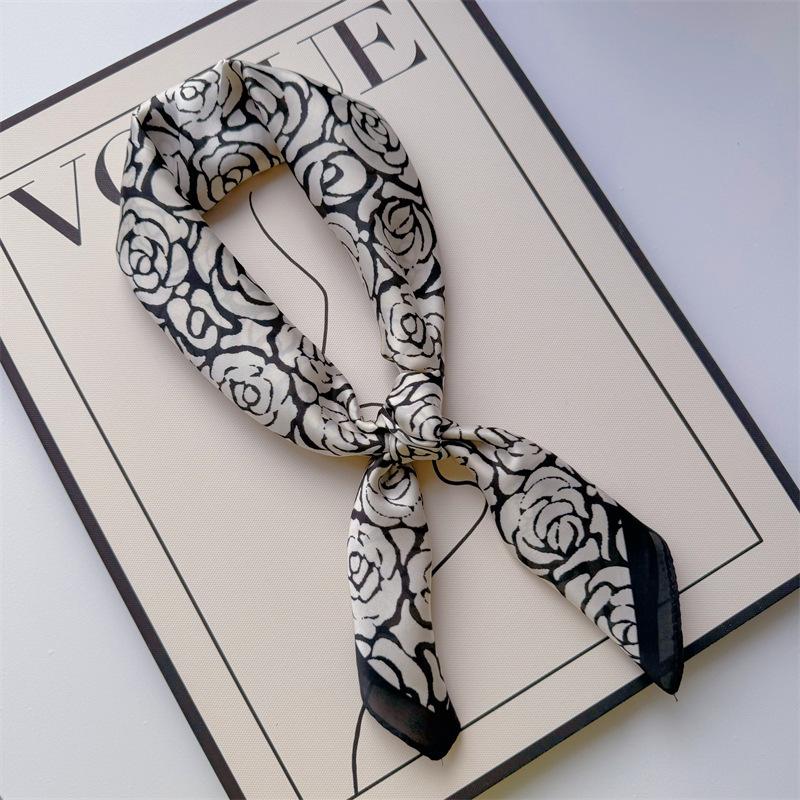 New Hundred Hundred Satin Letter Print Neckerchief 70×70 Silk Scarf Small Square Scarf High Sense of French Scarf