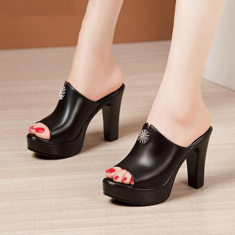 10 см Маленький размер 32-43 Элегантные туфли на высоком блочном каблуке с открытым носком Летние шлепанцы 2025 Женские шлепанцы из мягкой кожи Модель на платформе