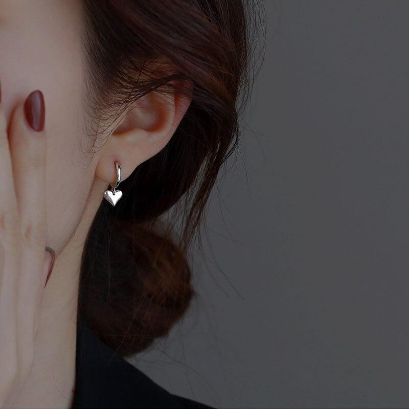 Асимметричные серьги-кольца в форме сердца из стерлингового серебра 925 пробы, женские, легкие, роскошные, для вечеринок