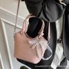 High-end Fashion Portable Bucket Bag Women's 2025 New Versatile Simple Crossbody Bag Trendy Shoulder Bag