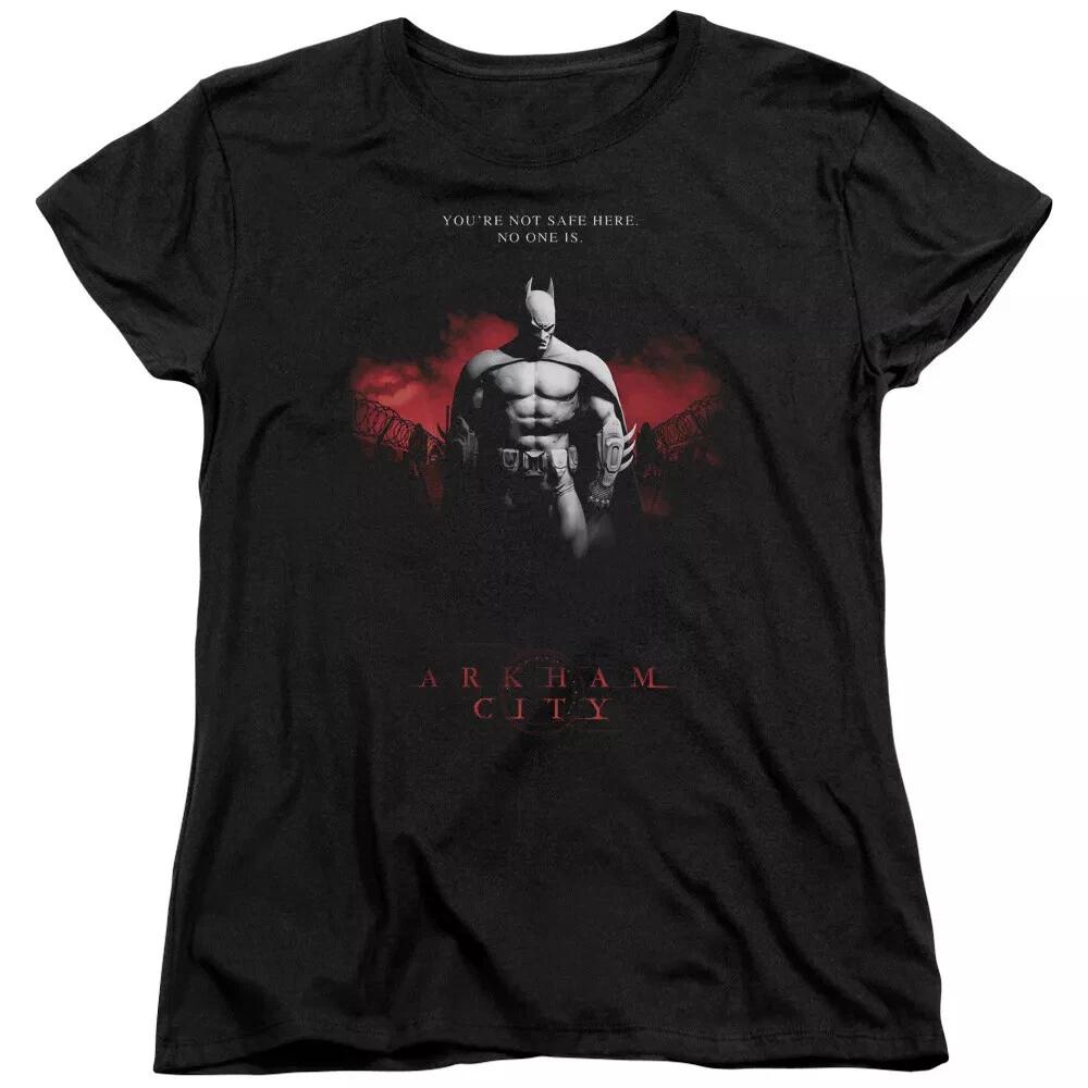 Batman Arkham City "Standing Strong" Women's T-Shirt
