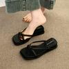 The New Style of Wedge Heel Herded Shoes Slippers and Thick-soled Beach Sandals