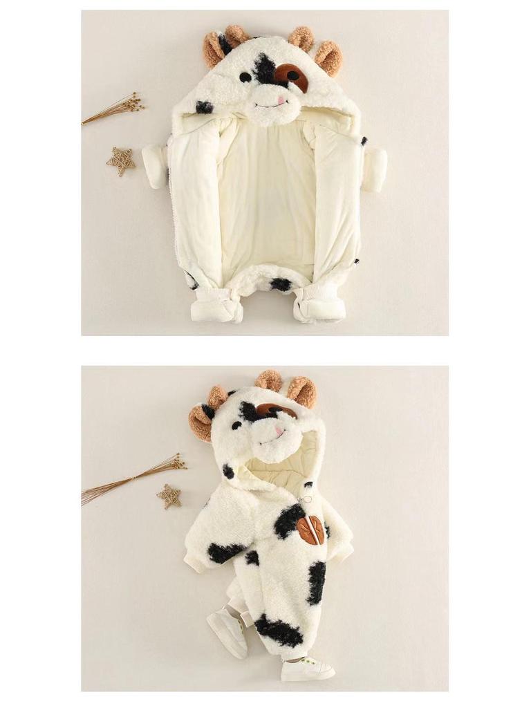 Очаровательный зимний ромпер с коровкой - Уютная овечья шерсть для новорожденных