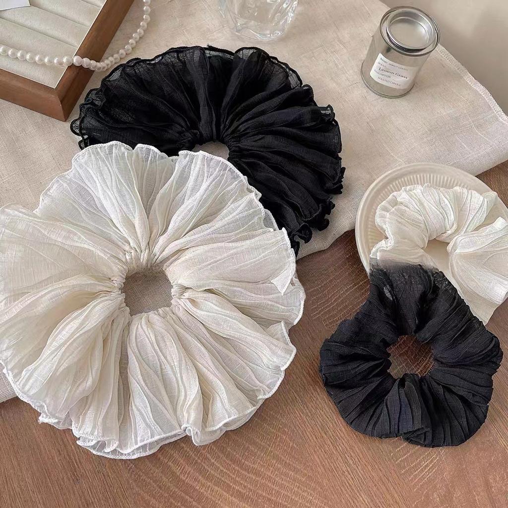 Korean Scrunchies Silk Satin Vintage Floral Hairtie for Pony Hair Band Beach Accessories Rolled Up Women and Girls Fashion Style
