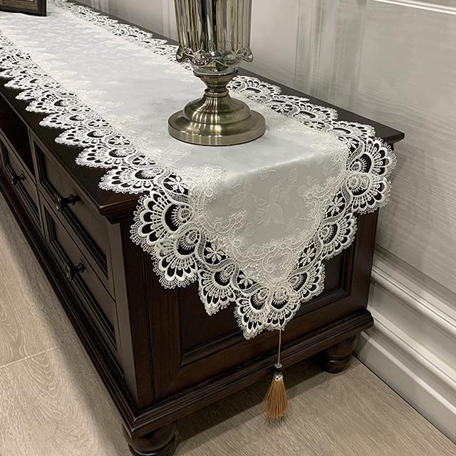 Oval Table Runner Embroidered Tea Table Europe Tv Cabinet Tablecloth Lace Pendant Tassel Dresser Table Flag Shoe Dust Cover