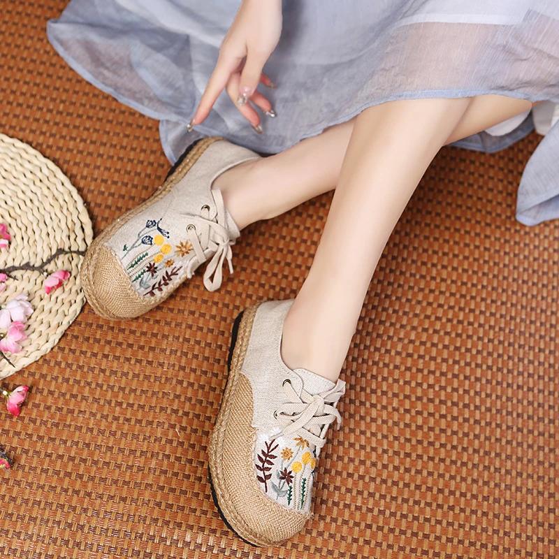 Wear-resistant Non-slip Rest Round Toe Flat Shoes Spring and Autumn New Style Comfortable Embroidered Flat Shoes for Women