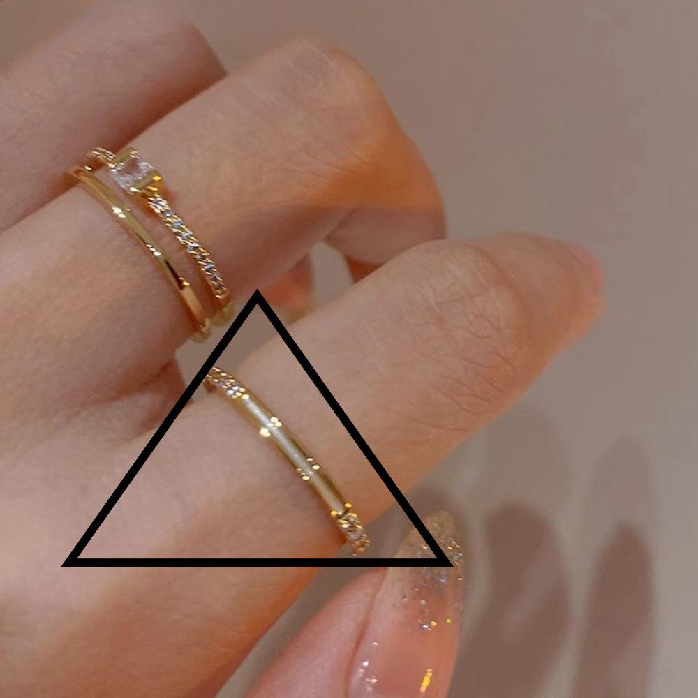 Женское кольцо на указательный палец класса люкс из стерлингового серебра 925 пробы с неправильной формы драгоценным камнем - Не тускнеющее, регулируемое, с легким нишевым дизайном.